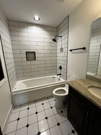 3316 North Damen Avenue Chicago IL 60618