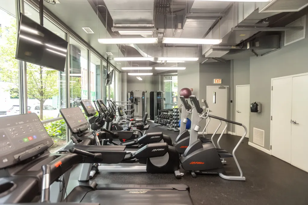 845 North Kingsbury Street Chicago IL 60610