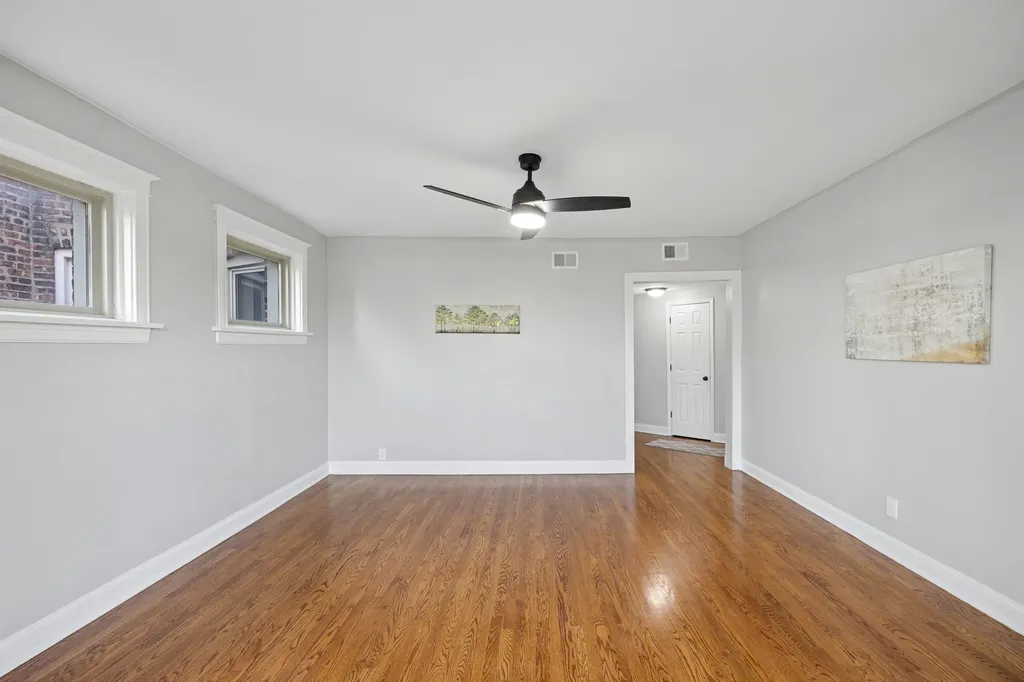1552 East 65th Place Chicago IL 60637