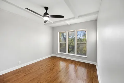 1552 East 65th Place Chicago IL 60637
