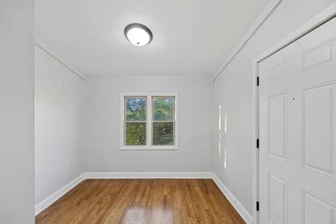 1552 East 65th Place Chicago IL 60637