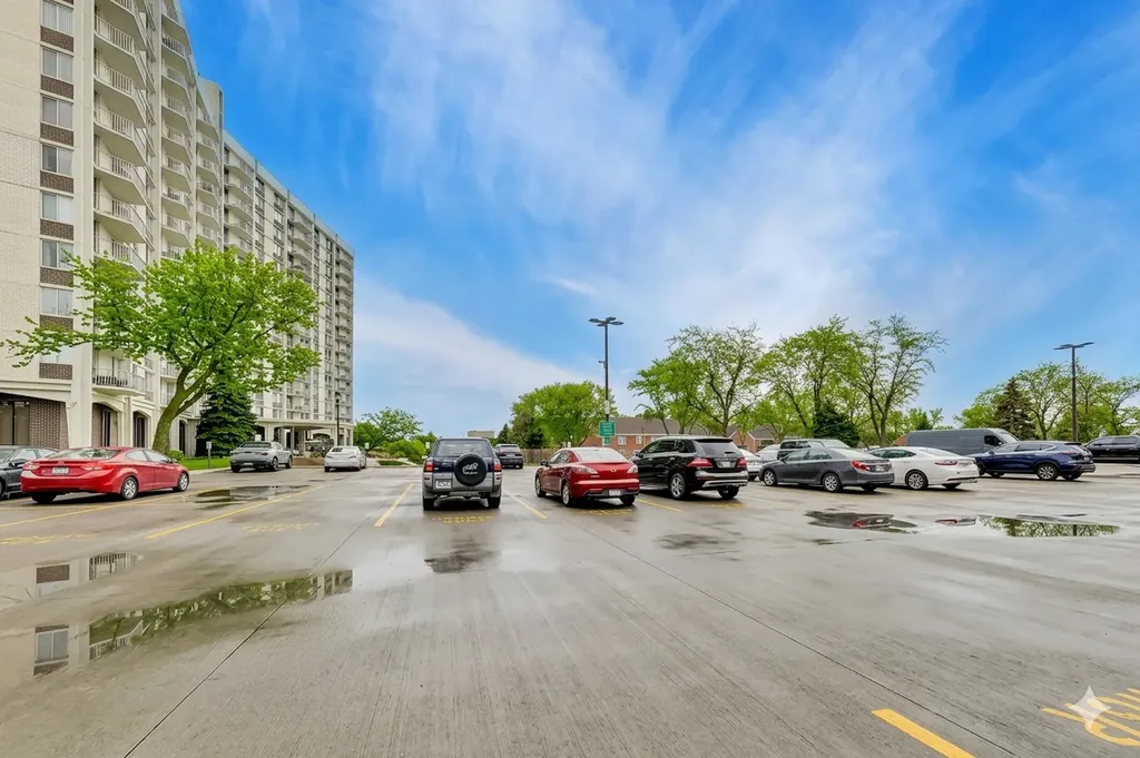 40 North Tower Road Oak Brook IL 60523