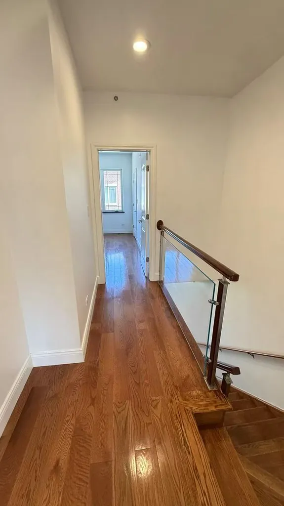 3521 South Parnell Avenue Chicago IL 60609