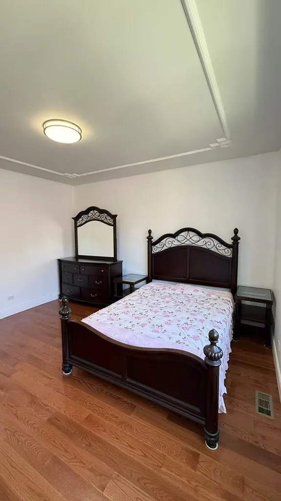 3521 South Parnell Avenue Chicago IL 60609