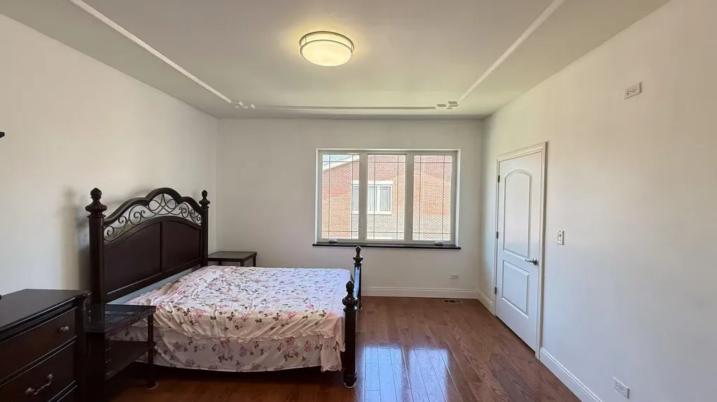 3521 South Parnell Avenue Chicago IL 60609