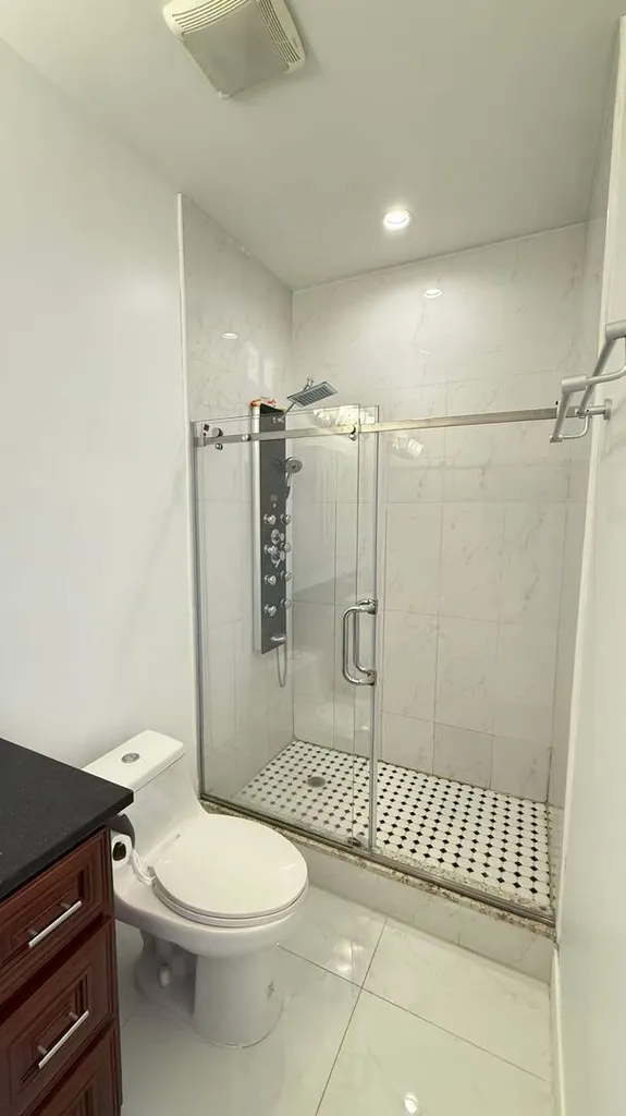 3521 South Parnell Avenue Chicago IL 60609