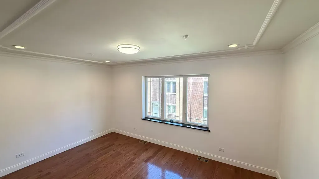 3521 South Parnell Avenue Chicago IL 60609