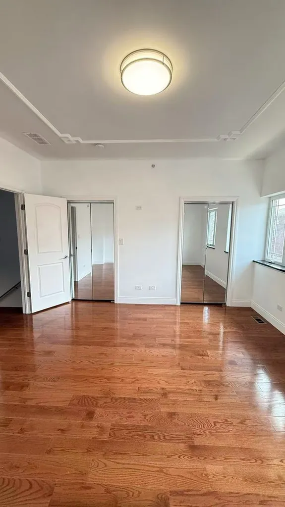 3521 South Parnell Avenue Chicago IL 60609