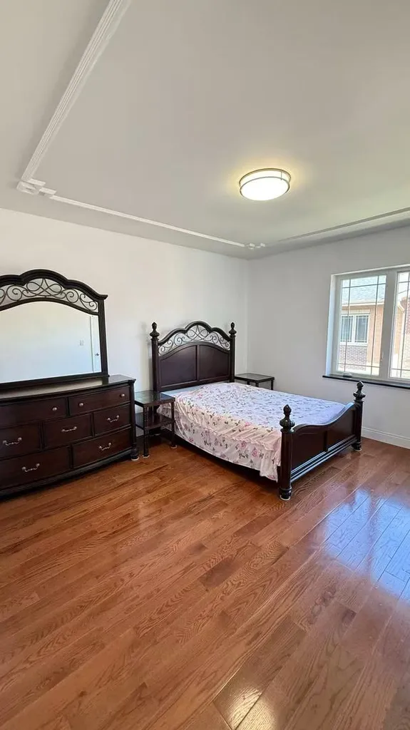 3521 South Parnell Avenue Chicago IL 60609