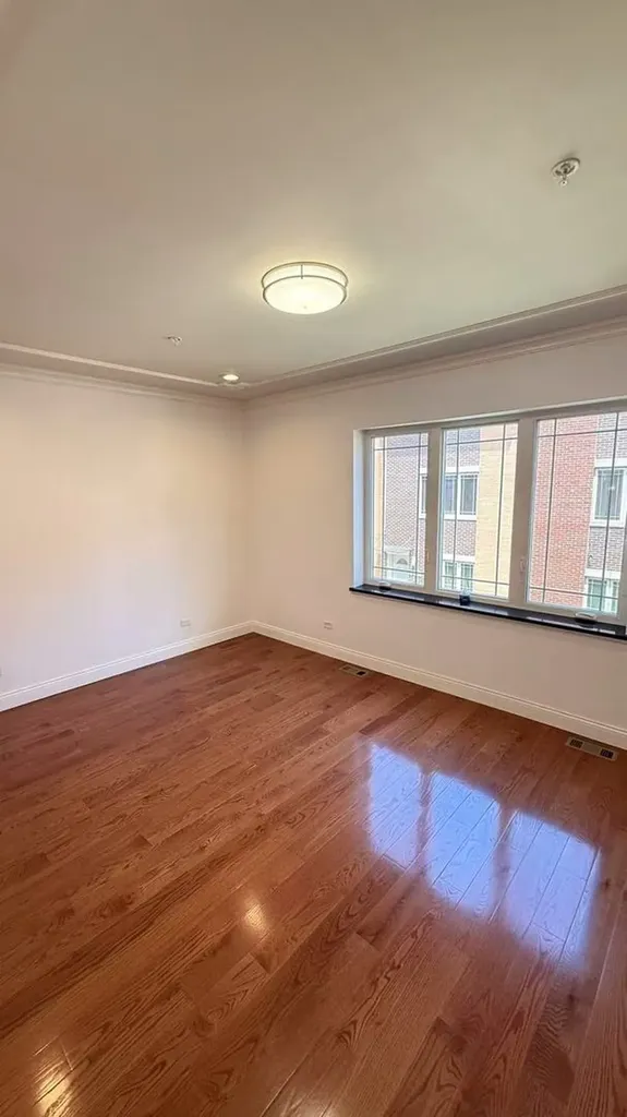 3521 South Parnell Avenue Chicago IL 60609