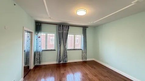 3521 South Parnell Avenue Chicago IL 60609