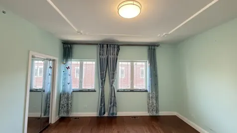 3521 South Parnell Avenue Chicago IL 60609