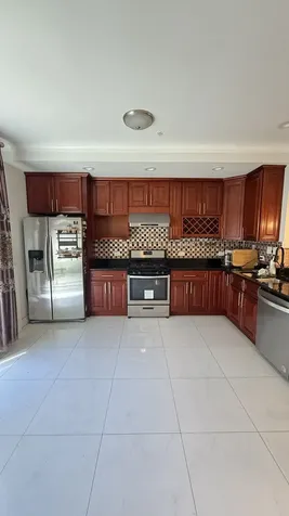 3521 South Parnell Avenue Chicago IL 60609