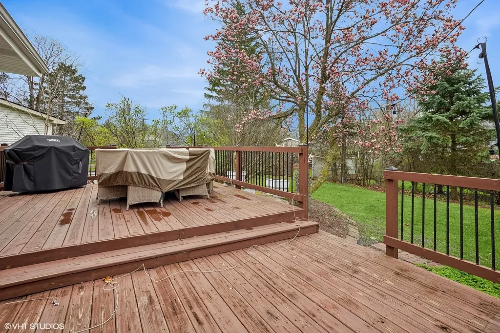 753 Magnolia Circle Lombard IL 60148