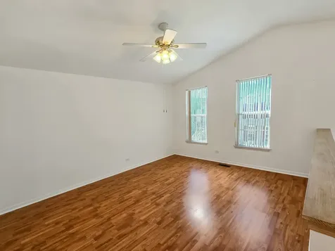 1041 Serendipity Drive Aurora IL 60504