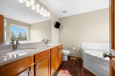2518 Imgrund Road North Aurora IL 60542