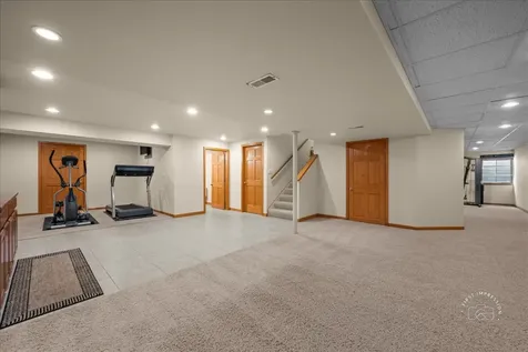 2518 Imgrund Road North Aurora IL 60542