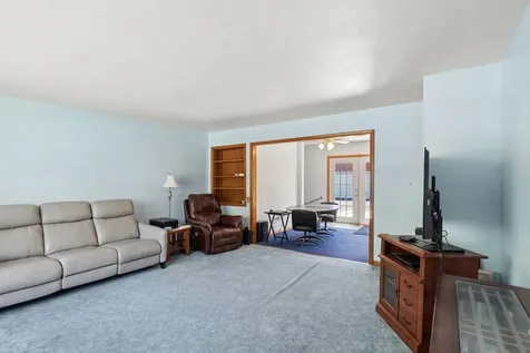 2703 11TH Street Winthrop Harbor IL 60096