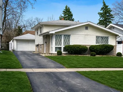 3961 168TH Street Country Club Hills IL 60478