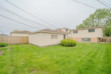 12111 South Justine Avenue Chicago IL 60643