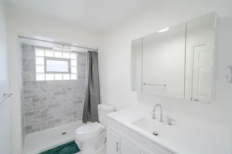 12111 South Justine Avenue Chicago IL 60643