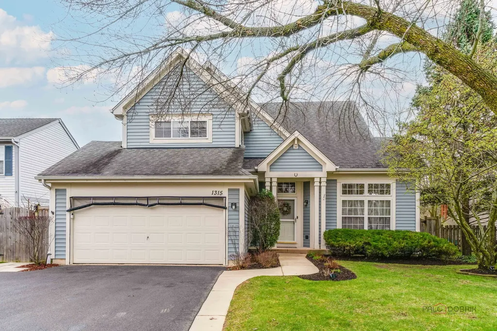 1315 Lily Court Grayslake IL 60030