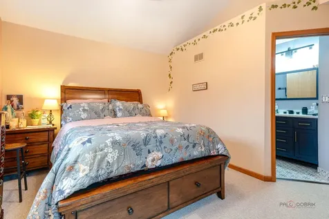 1315 Lily Court Grayslake IL 60030