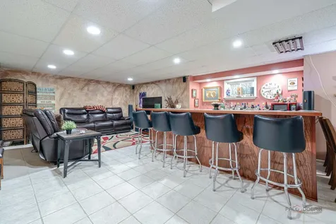 1315 Lily Court Grayslake IL 60030