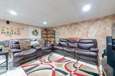 1315 Lily Court Grayslake IL 60030