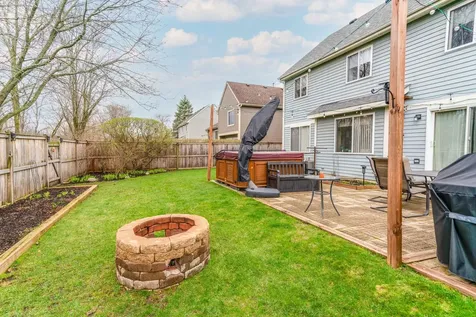 1315 Lily Court Grayslake IL 60030