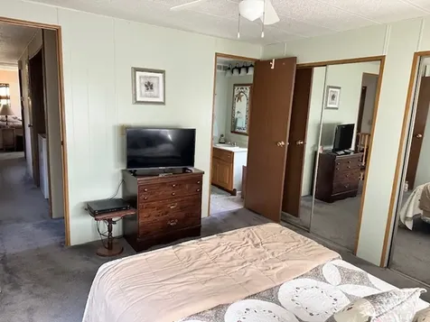 9 Hickory Lane Sandwich IL 60548