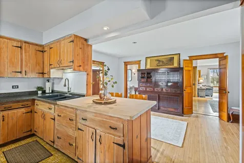 504 North Schoenbeck Road Prospect Heights IL 60070