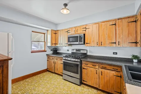 504 North Schoenbeck Road Prospect Heights IL 60070