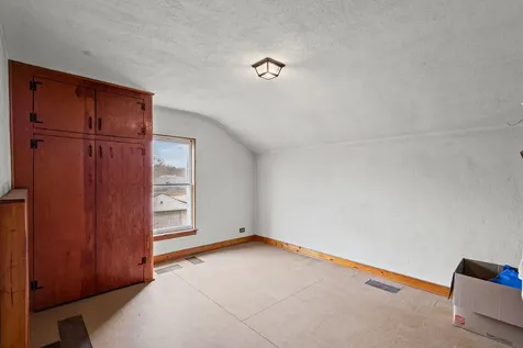 504 North Schoenbeck Road Prospect Heights IL 60070