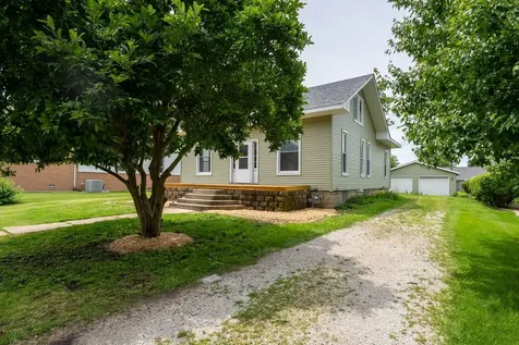 311 South Main Street Flanagan IL 61740