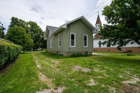 311 South Main Street Flanagan IL 61740
