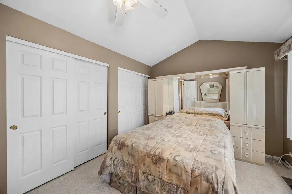 313 Candlelight Court Bolingbrook IL 60440