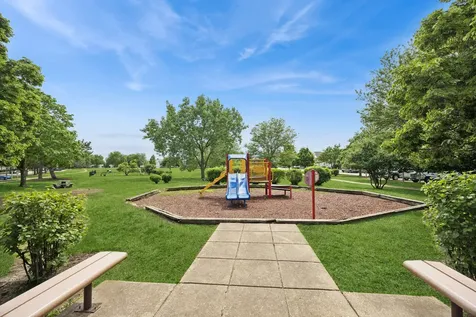 313 Candlelight Court Bolingbrook IL 60440