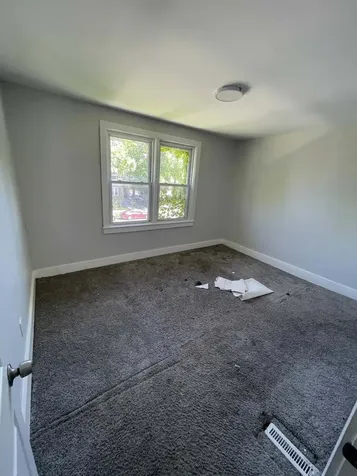 9154 South May Street Chicago IL 60620