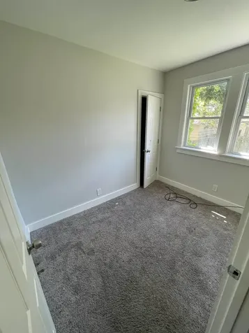 9154 South May Street Chicago IL 60620