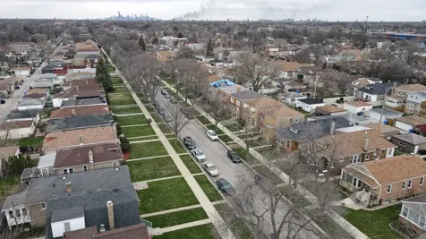 9154 South May Street Chicago IL 60620