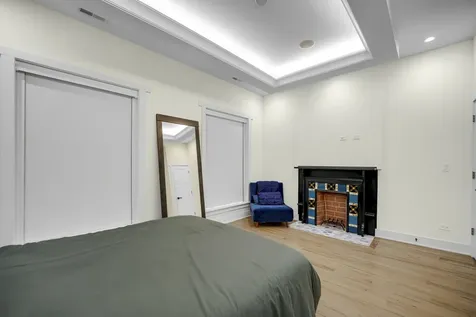 4114 South Ellis Avenue Chicago IL 60653