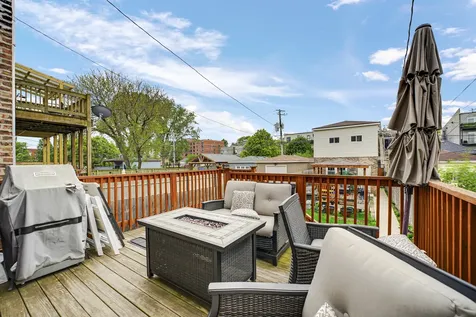 4114 South Ellis Avenue Chicago IL 60653