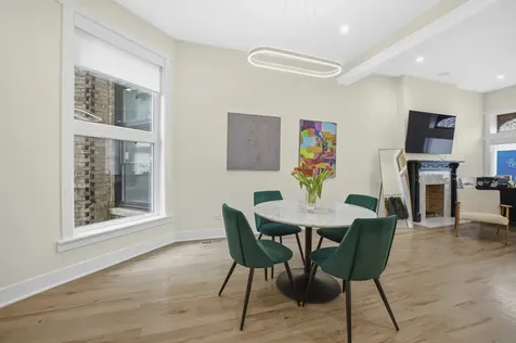 4114 South Ellis Avenue Chicago IL 60653