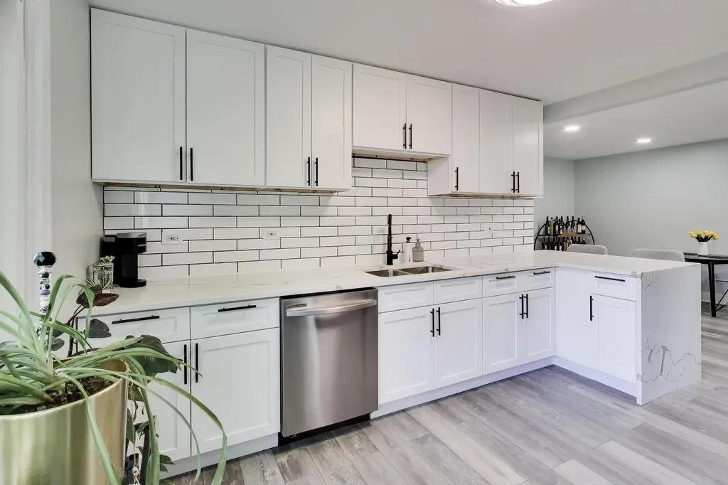 1520 Stonebridge Trail Wheaton IL 60189