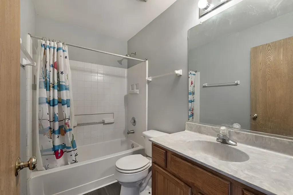 2110 Austrian Pine Street Lockport IL 60441