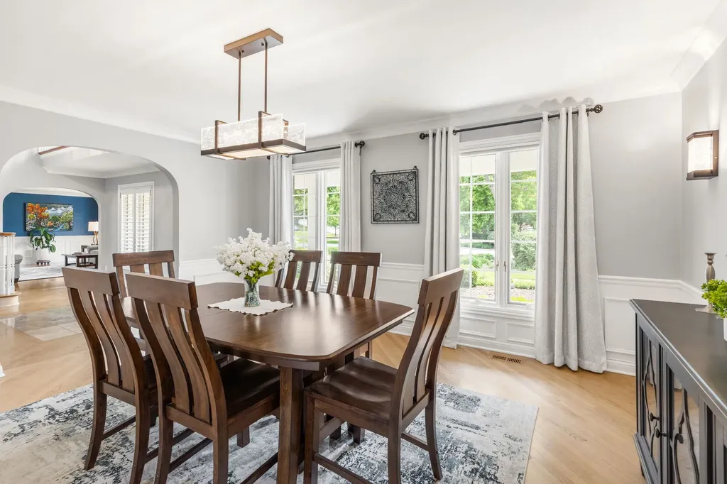119 Saddle Brook Drive Oak Brook IL 60523
