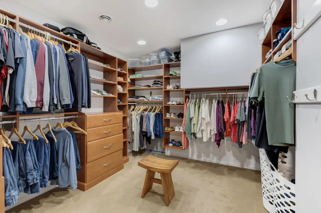 119 Saddle Brook Drive Oak Brook IL 60523