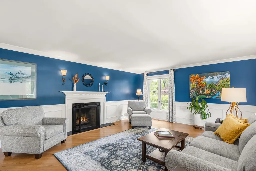 119 Saddle Brook Drive Oak Brook IL 60523