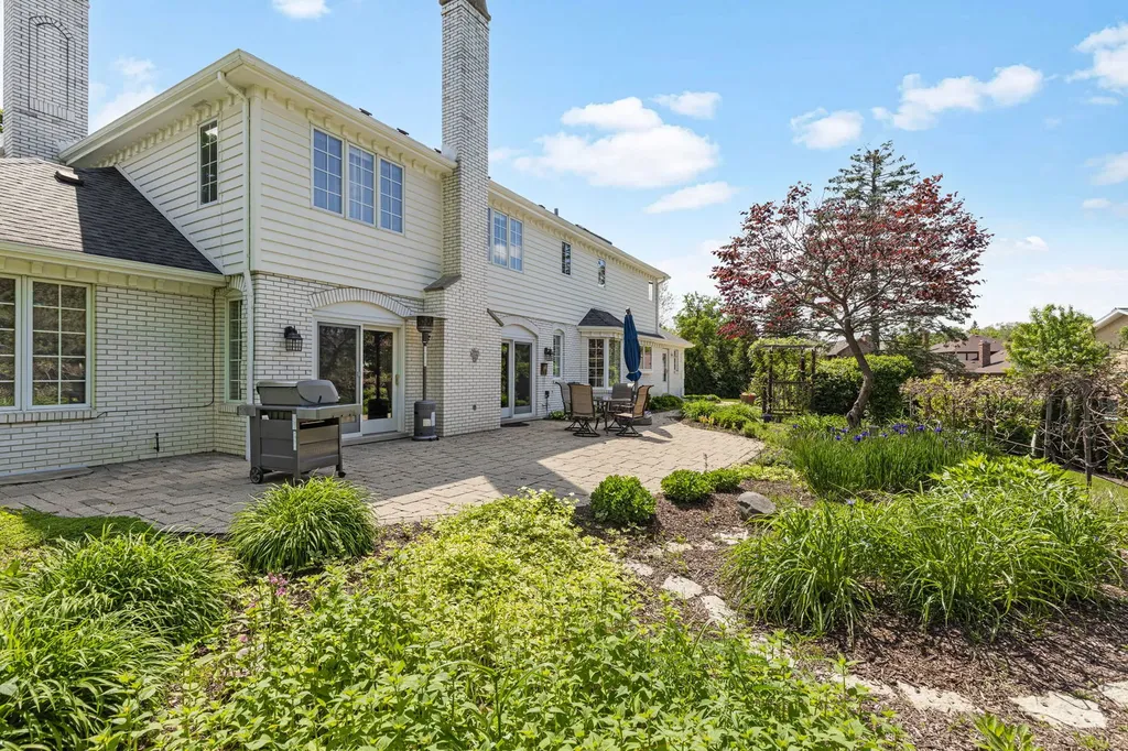 119 Saddle Brook Drive Oak Brook IL 60523